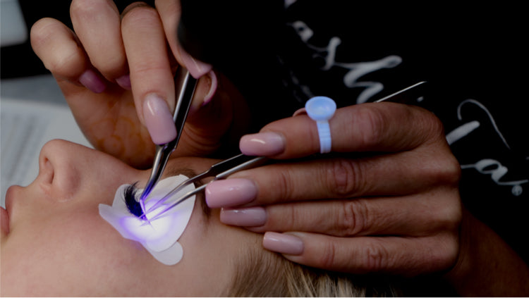 Shorter Appointments with FlashCure™ UV Lash Extensions