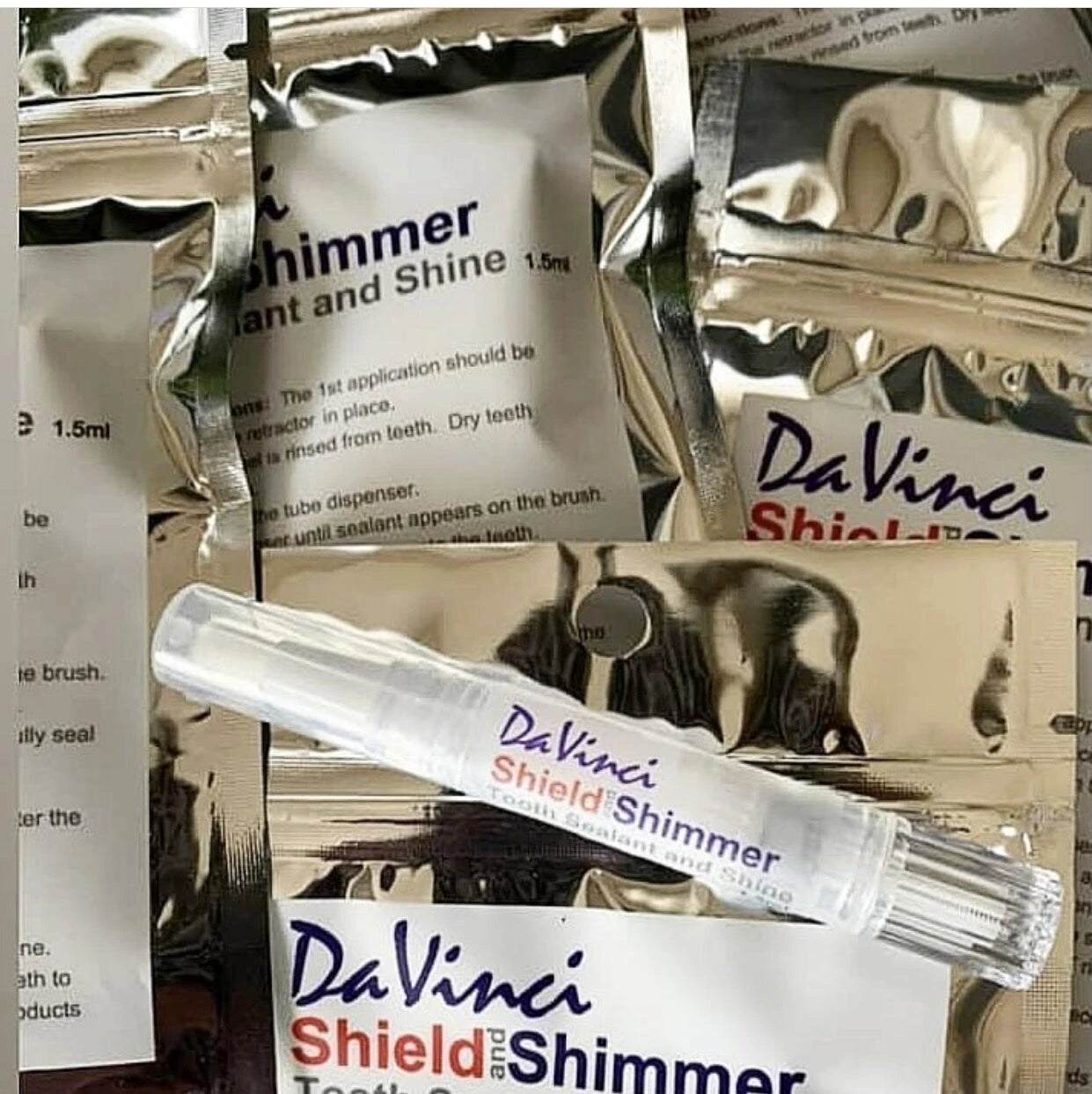 Da Vinci | Shield and Shimmer Tooth Sealant: Protection and Sparkle 1
